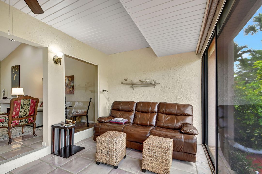 Active With Contract: $375,000 (3 beds, 2 baths, 2032 Square Feet)