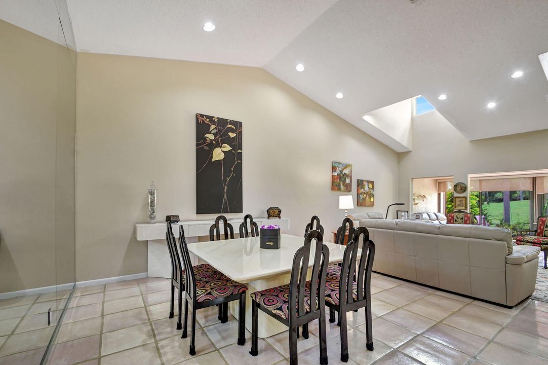 Active With Contract: $375,000 (3 beds, 2 baths, 2032 Square Feet)