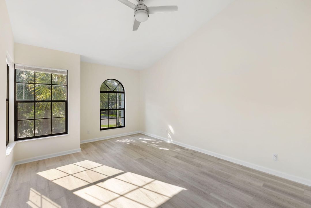 For Sale: $675,000 (3 beds, 2 baths, 1400 Square Feet)