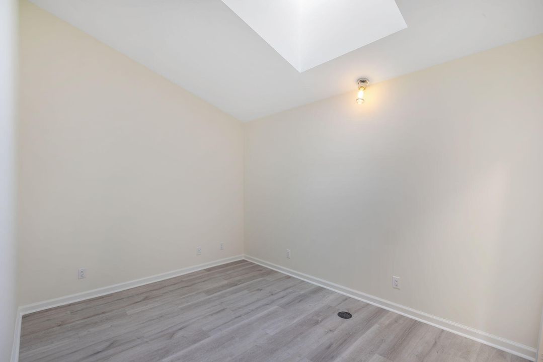 For Sale: $675,000 (3 beds, 2 baths, 1400 Square Feet)