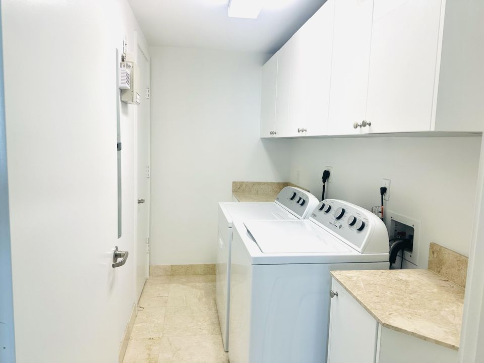 For Rent: $6,500 (2 beds, 2 baths, 1831 Square Feet)