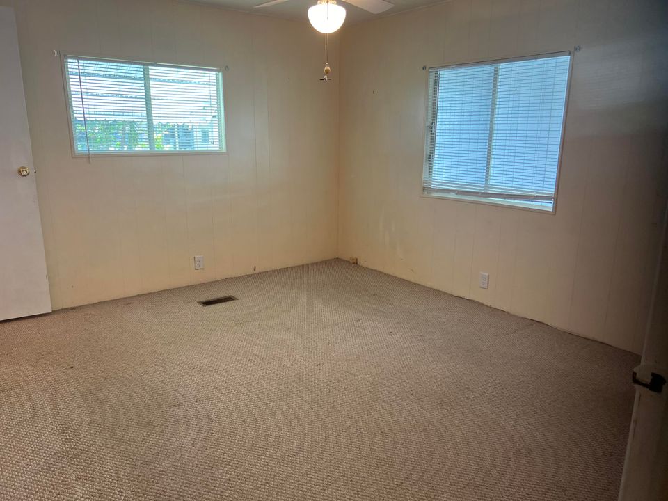 For Sale: $80,000 (2 beds, 2 baths, 1476 Square Feet)