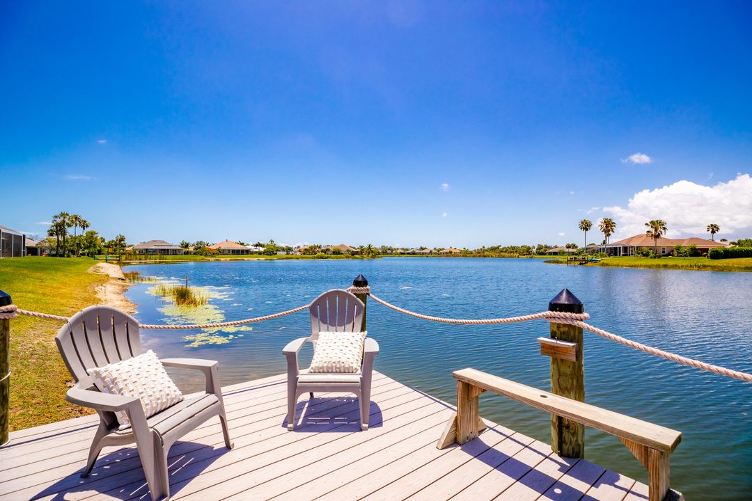 For Sale: $650,000 (3 beds, 2 baths, 1955 Square Feet)