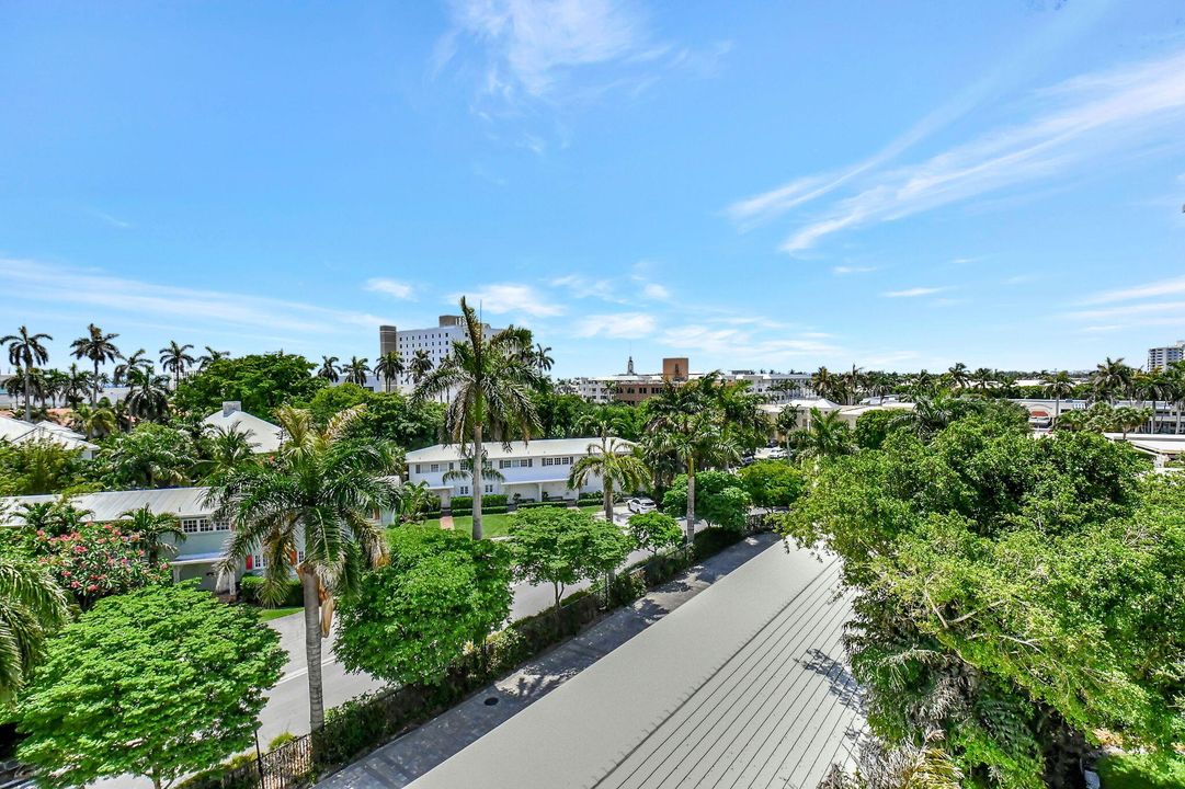 For Sale: $1,099,000 (2 beds, 2 baths, 1434 Square Feet)