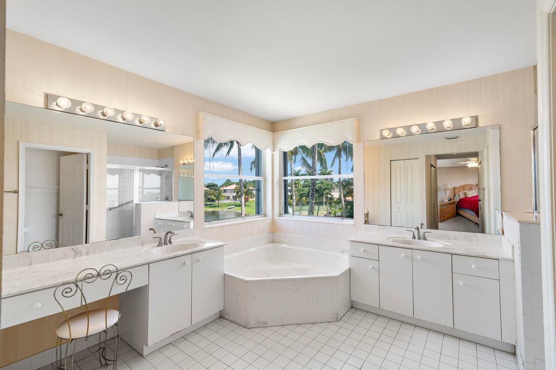 Active With Contract: $675,000 (5 beds, 3 baths, 3051 Square Feet)