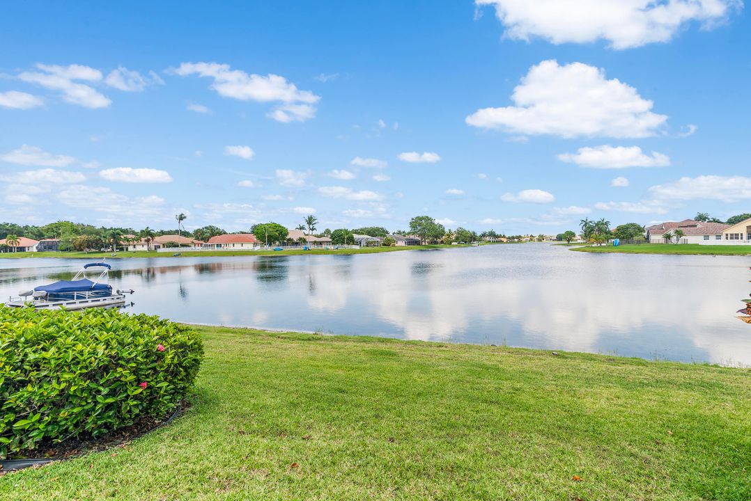 Active With Contract: $675,000 (5 beds, 3 baths, 3051 Square Feet)