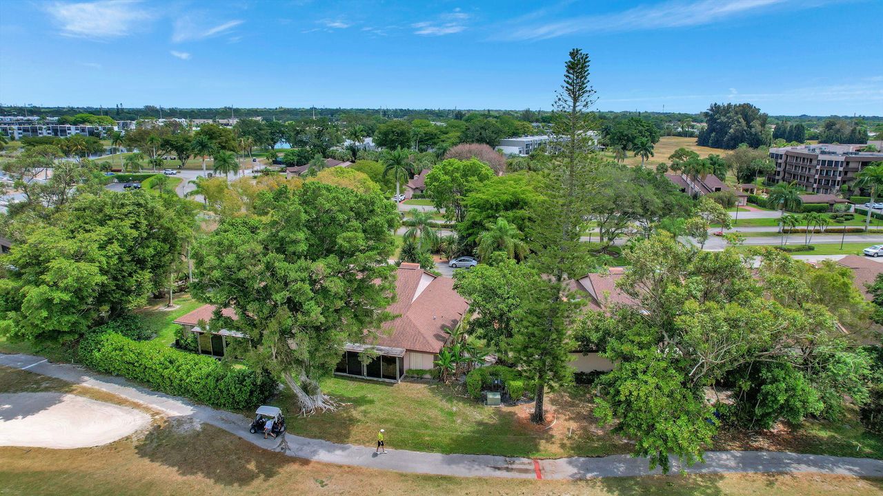 For Sale: $450,000 (3 beds, 2 baths, 2036 Square Feet)