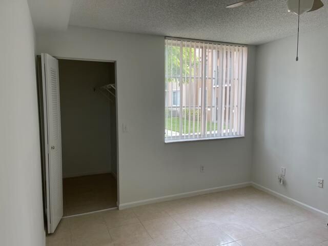 For Rent: $2,700 (3 beds, 2 baths, 1227 Square Feet)