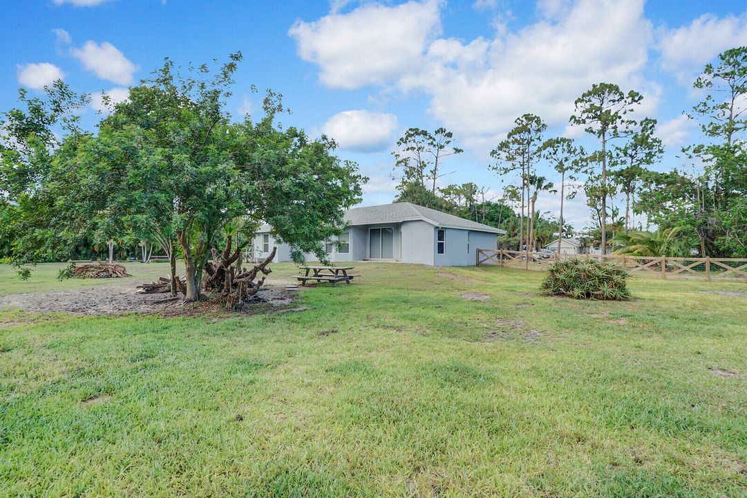 For Sale: $650,000 (3 beds, 2 baths, 1420 Square Feet)