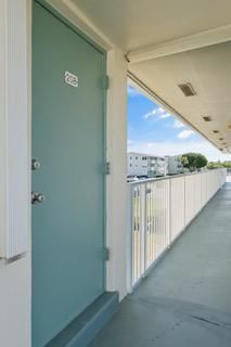 Recently Sold: $1,700 (1 beds, 1 baths, 705 Square Feet)