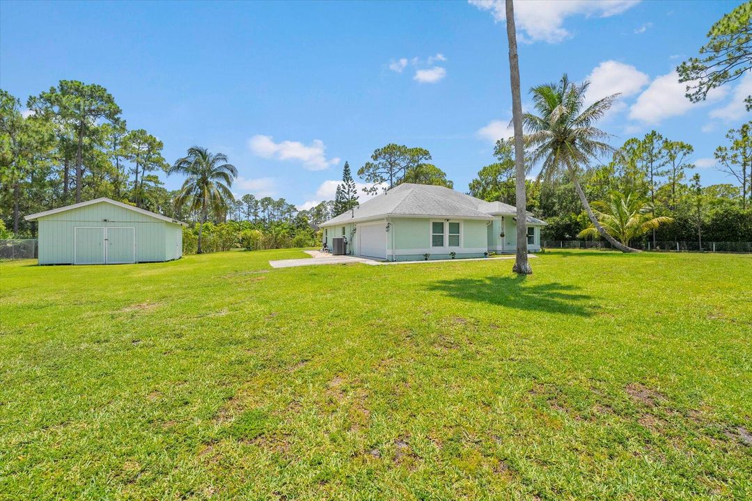 For Sale: $675,000 (3 beds, 2 baths, 1789 Square Feet)