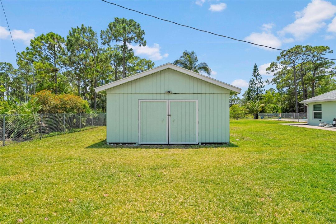 For Sale: $675,000 (3 beds, 2 baths, 1789 Square Feet)