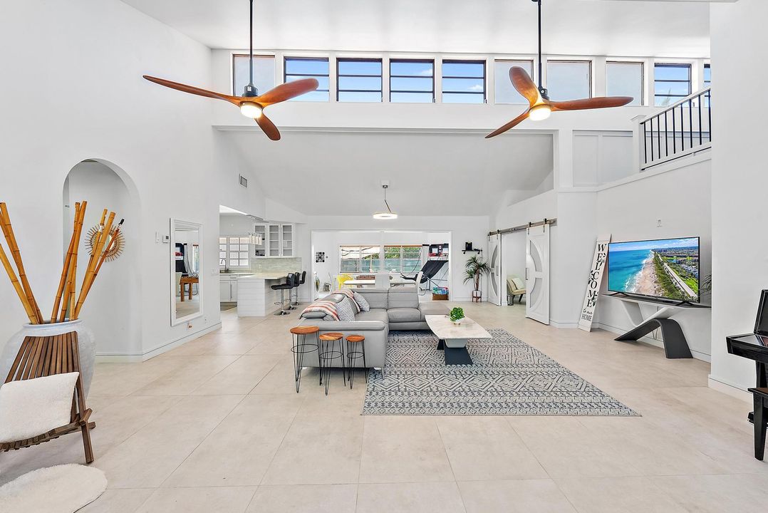 Active With Contract: $1,499,000 (3 beds, 3 baths, 2469 Square Feet)