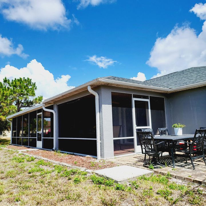 Active With Contract: $397,000 (4 beds, 2 baths, 2040 Square Feet)