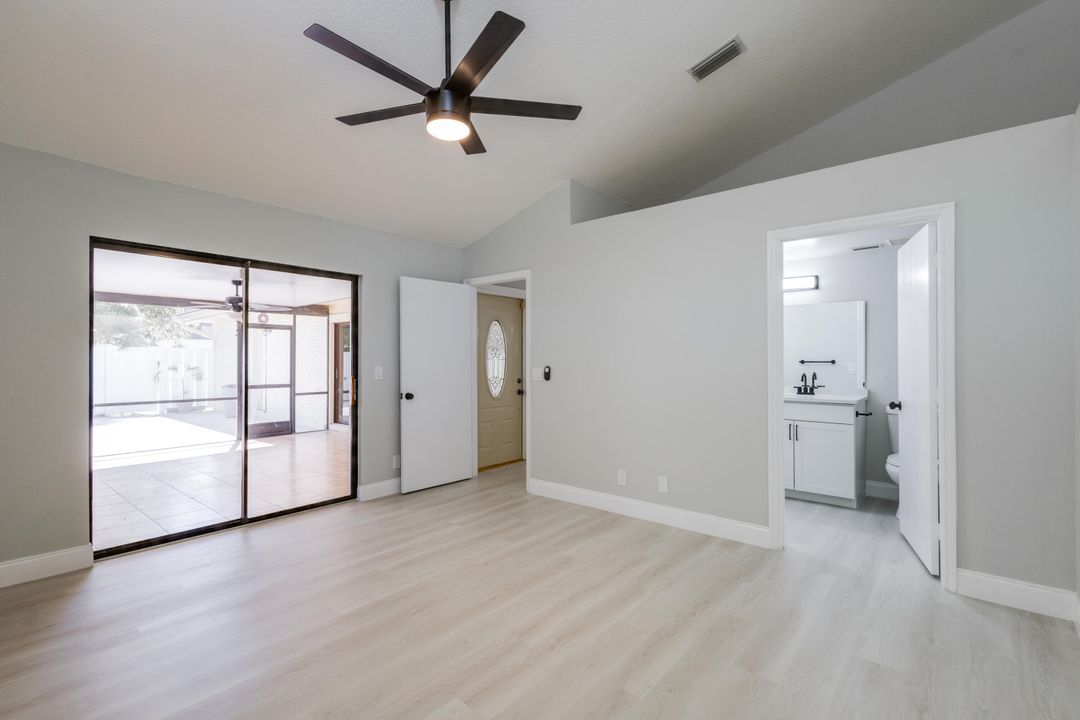 Active With Contract: $465,000 (3 beds, 3 baths, 1356 Square Feet)