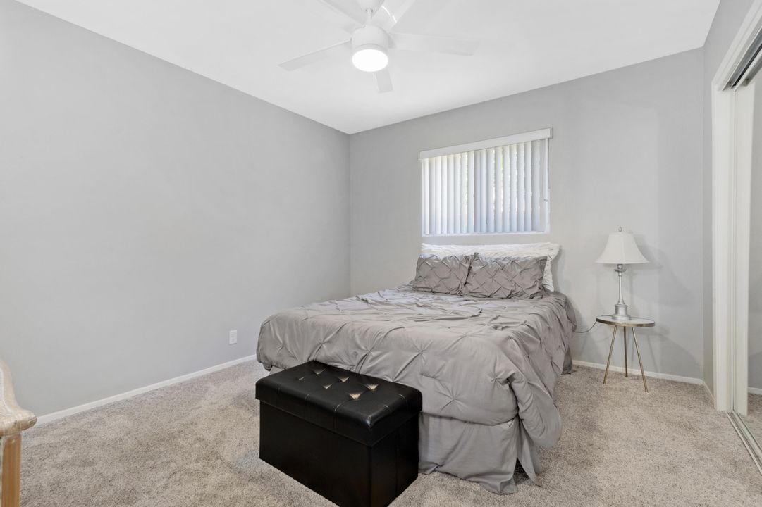 Active With Contract: $1,800 (2 beds, 1 baths, 838 Square Feet)