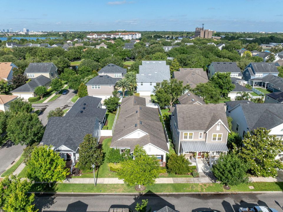 Active With Contract: $1,050,000 (4 beds, 3 baths, 2299 Square Feet)