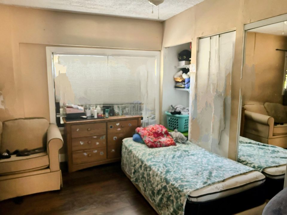 En Venta: $449,000 (3 camas, 2 baños, 1768 Pies cuadrados)