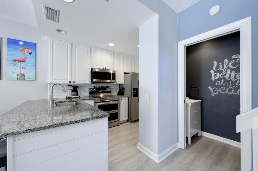 Active With Contract: $569,000 (3 beds, 2 baths, 1298 Square Feet)