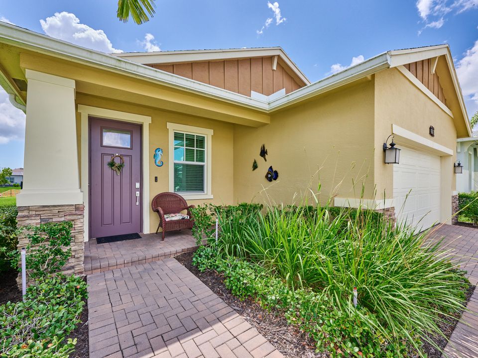 For Sale: $439,000 (3 beds, 2 baths, 1510 Square Feet)