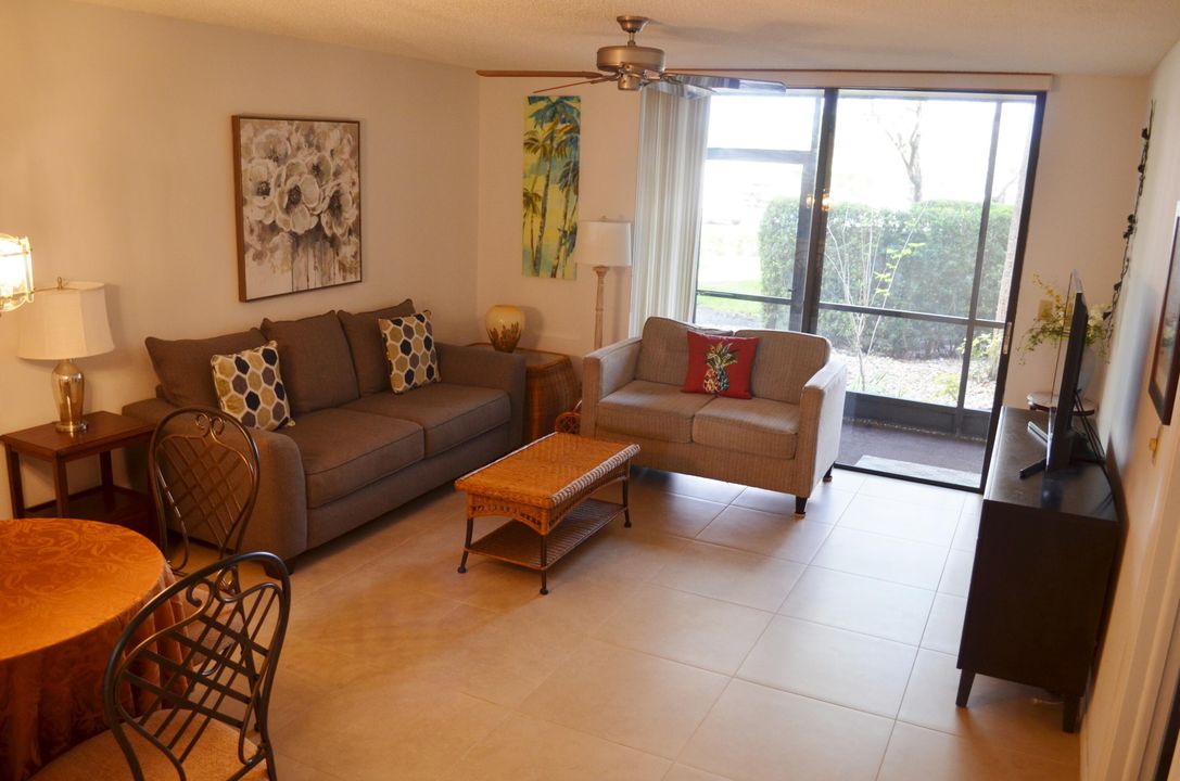 Active With Contract: $140,000 (1 beds, 1 baths, 680 Square Feet)