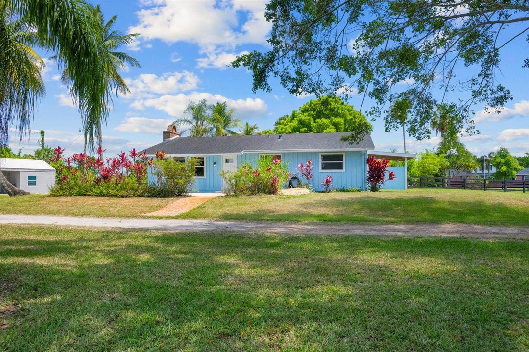 For Sale: $1,550,000 (3 beds, 3 baths, 1651 Square Feet)