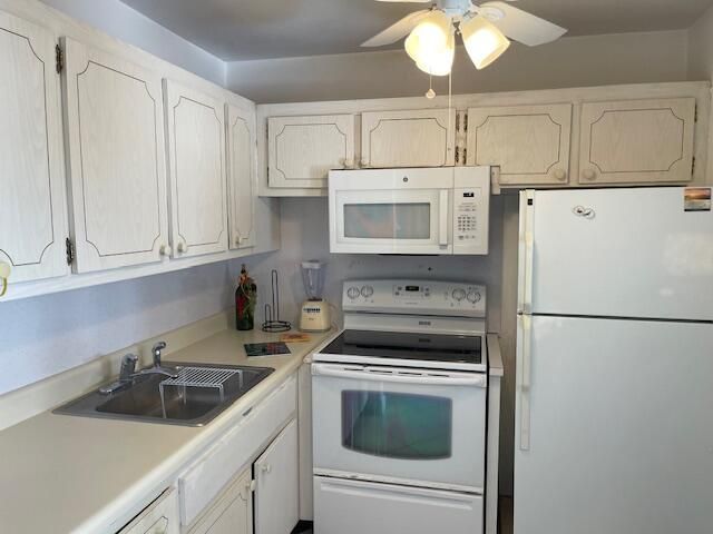 Active With Contract: $118,000 (1 beds, 1 baths, 655 Square Feet)
