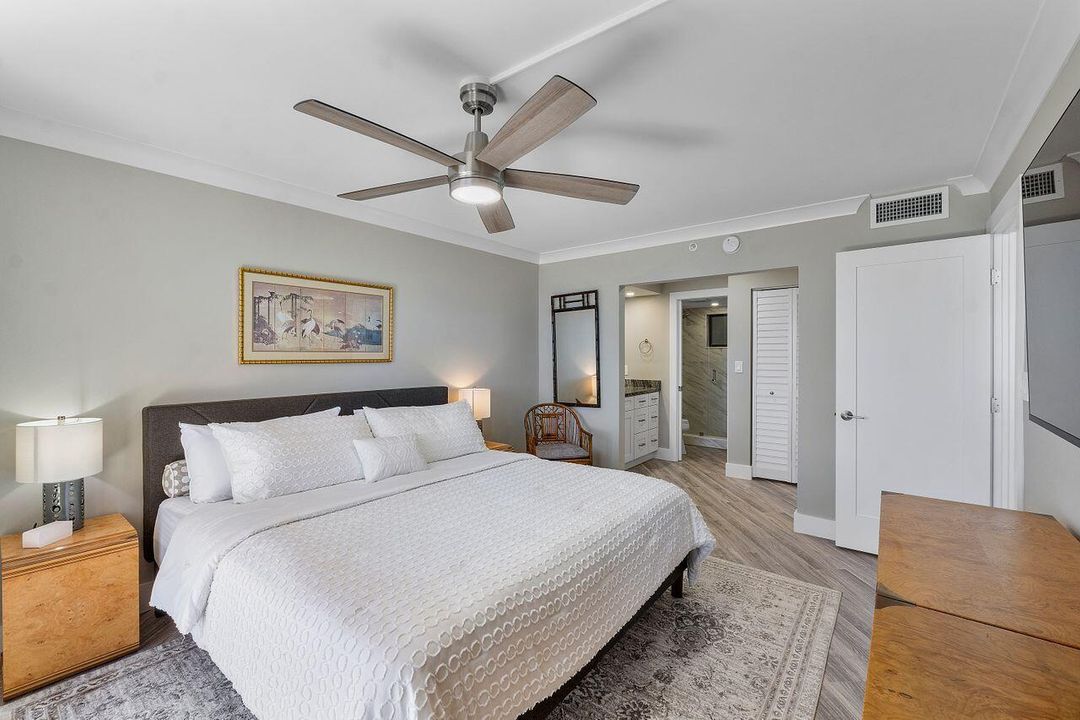 Active With Contract: $4,000 (2 beds, 2 baths, 1170 Square Feet)