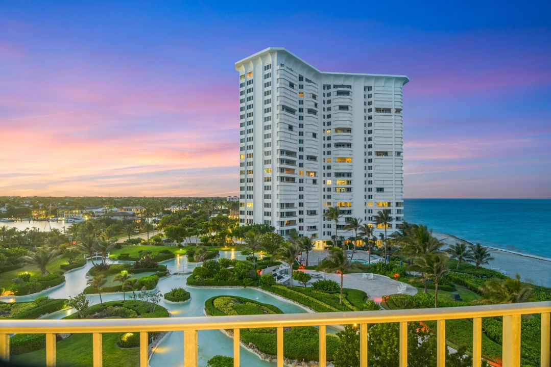 For Sale: $1,500,000 (2 beds, 2 baths, 1446 Square Feet)