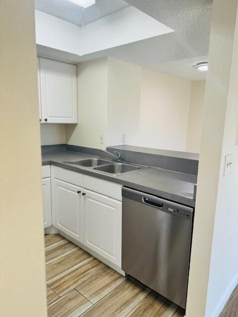 For Rent: $1,545 (1 beds, 1 baths, 705 Square Feet)