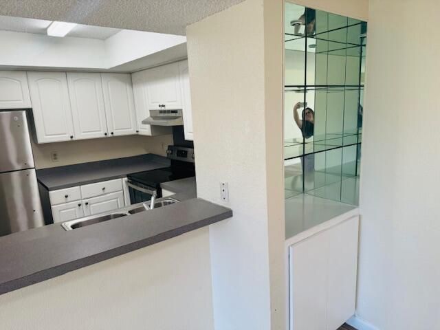 For Rent: $1,545 (1 beds, 1 baths, 705 Square Feet)