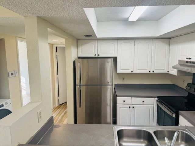 For Rent: $1,545 (1 beds, 1 baths, 705 Square Feet)