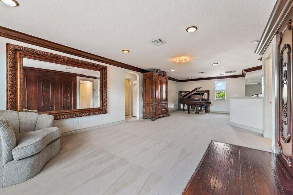待售: $2,750,000 (4 贝兹, 5 浴室, 3708 平方英尺)