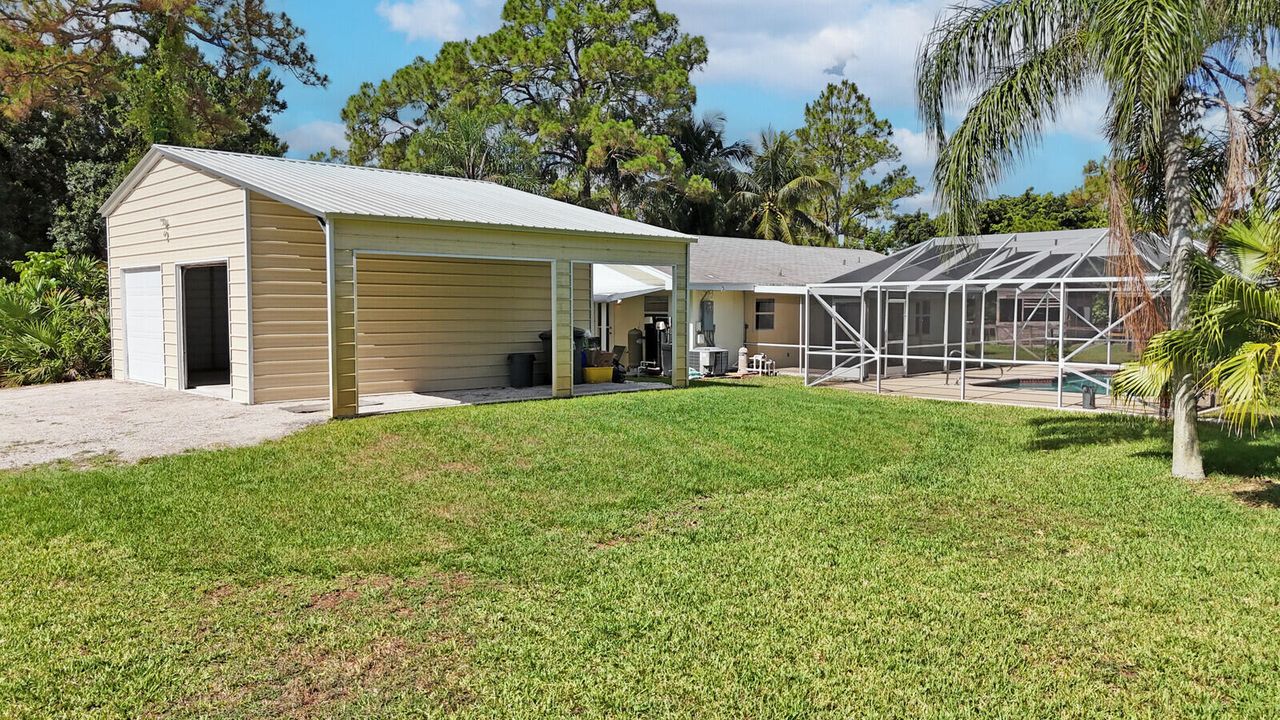 For Sale: $825,000 (3 beds, 2 baths, 1401 Square Feet)