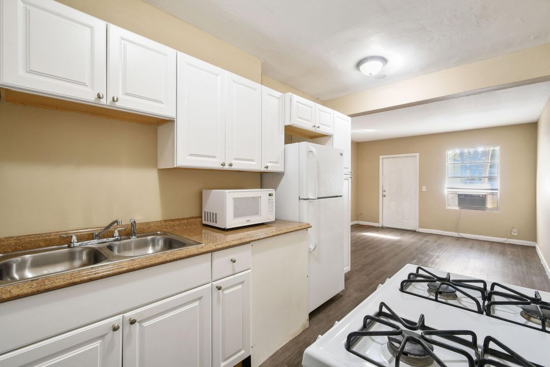 Active With Contract: $750,000 (0 beds, 0 baths, 2820 Square Feet)