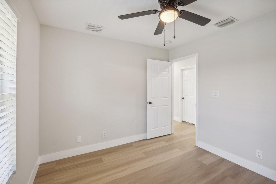 Active With Contract: $550,000 (4 beds, 2 baths, 1230 Square Feet)