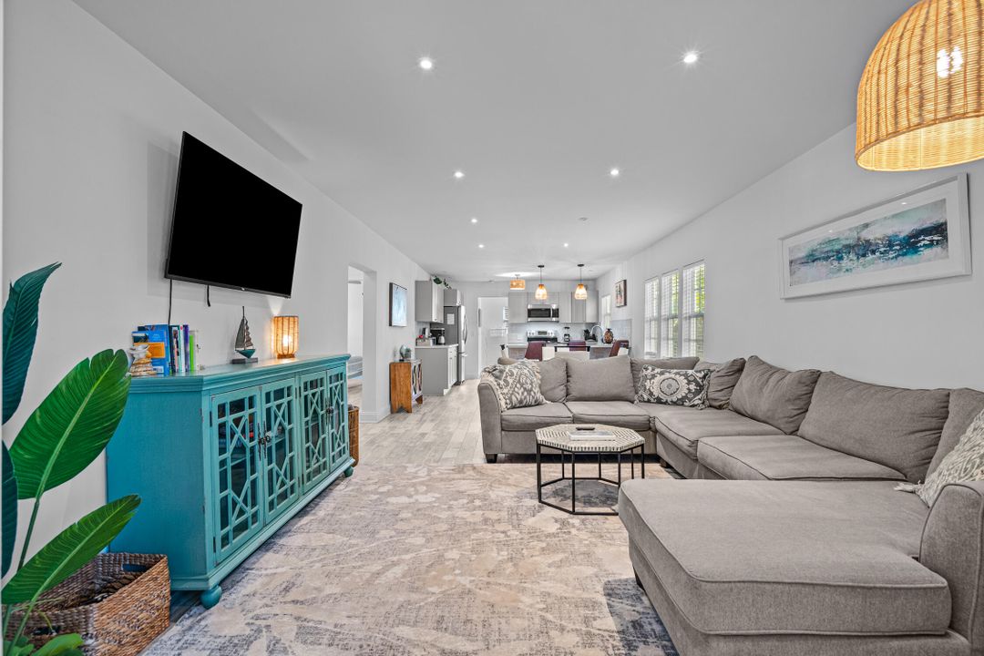 Active With Contract: $695,000 (0 beds, 0 baths, 1352 Square Feet)