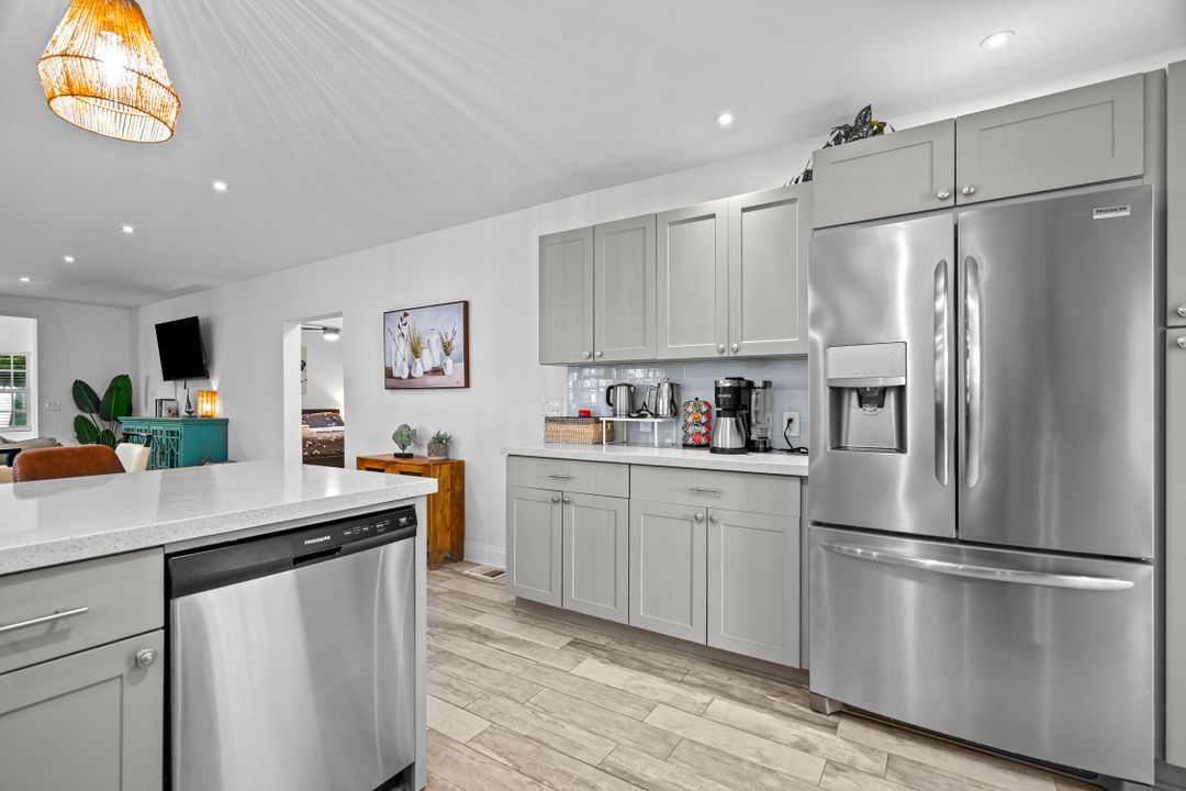 Active With Contract: $695,000 (0 beds, 0 baths, 1352 Square Feet)