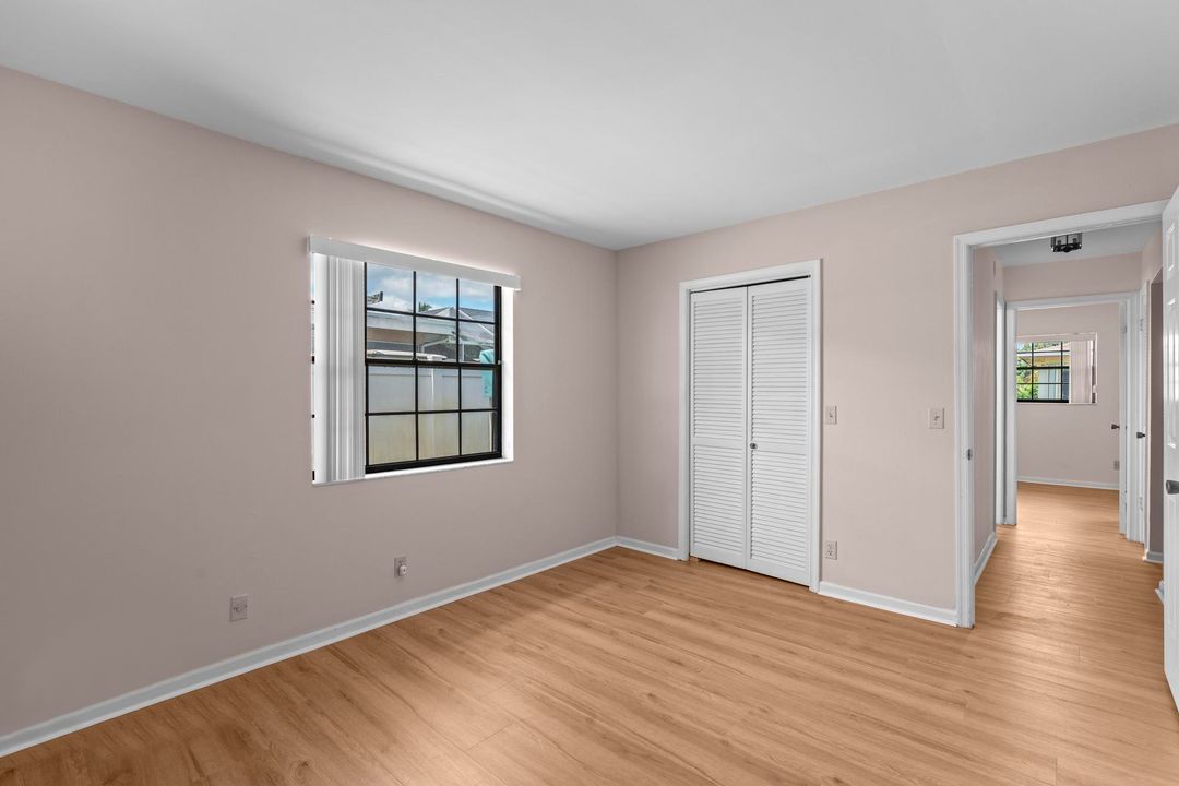 Active With Contract: $2,700 (3 beds, 2 baths, 1617 Square Feet)