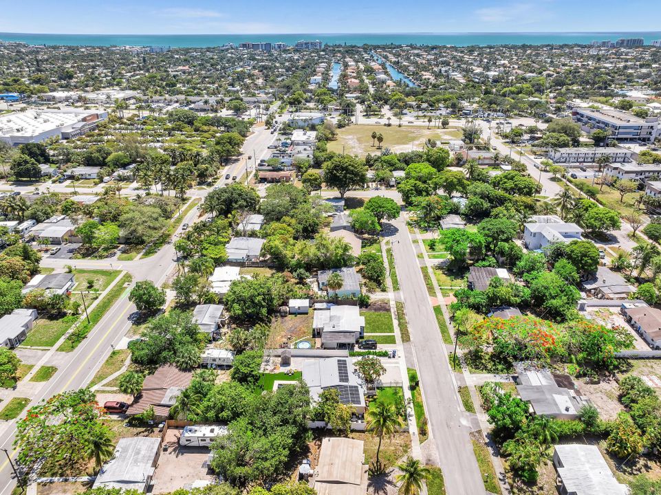 Active With Contract: $3,900 (3 beds, 2 baths, 1541 Square Feet)