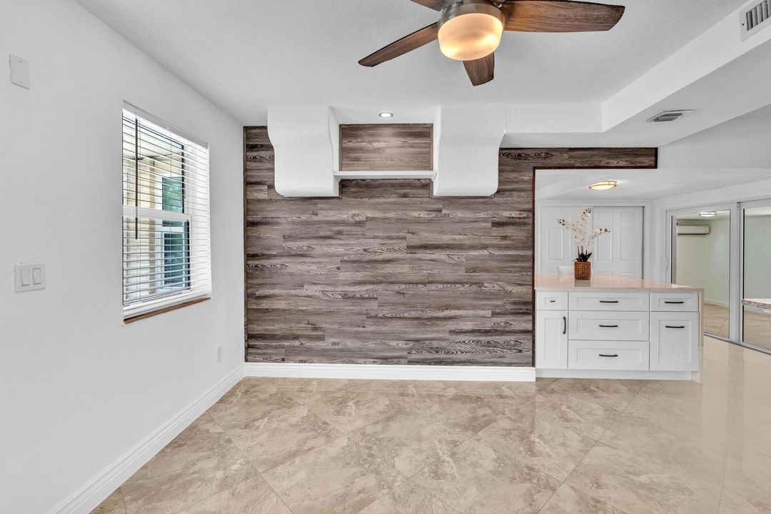 Active With Contract: $3,900 (3 beds, 2 baths, 1541 Square Feet)