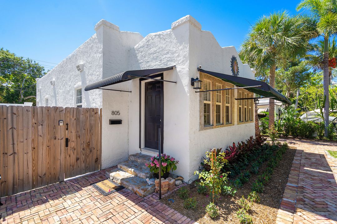 Active With Contract: $695,000 (0 beds, 0 baths, 1352 Square Feet)