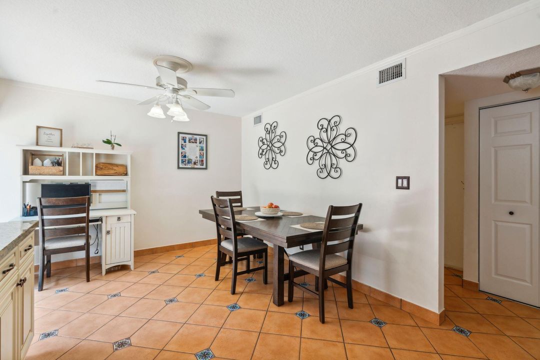 Active With Contract: $475,000 (3 beds, 2 baths, 1442 Square Feet)