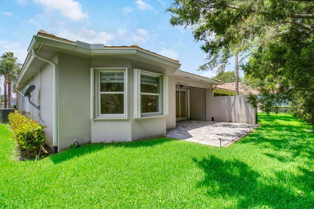 Active With Contract: $3,500 (3 beds, 2 baths, 1849 Square Feet)