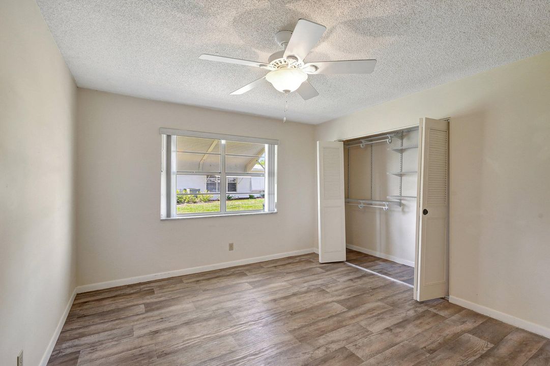 For Sale: $177,000 (2 beds, 2 baths, 1104 Square Feet)