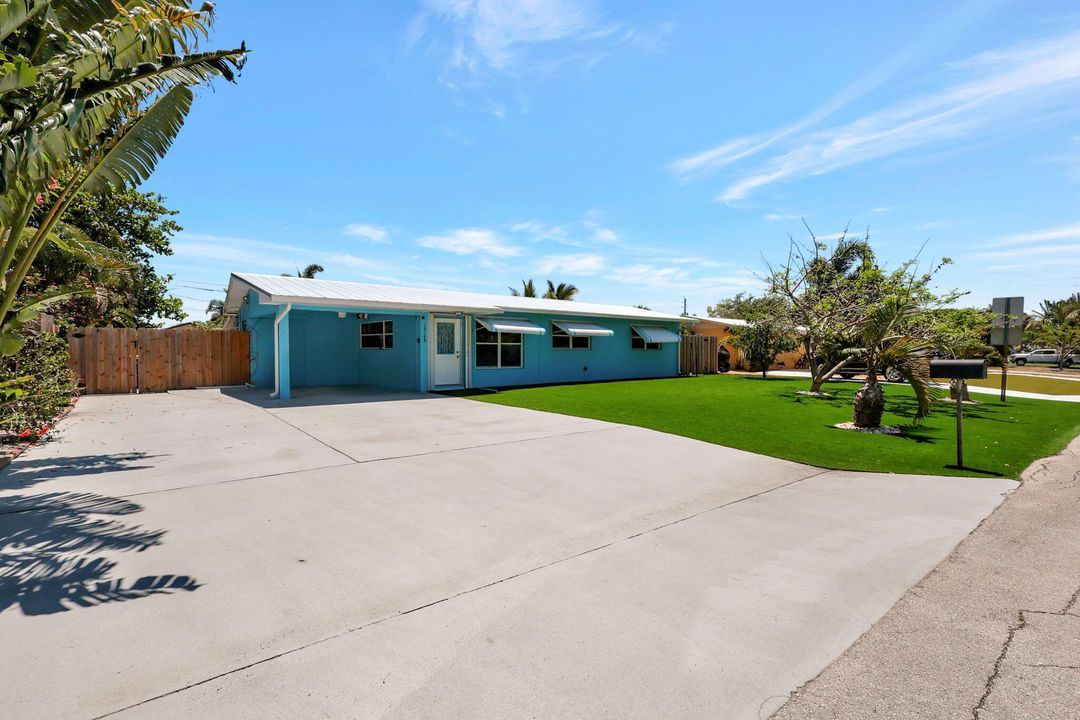 For Sale: $499,900 (3 beds, 1 baths, 960 Square Feet)