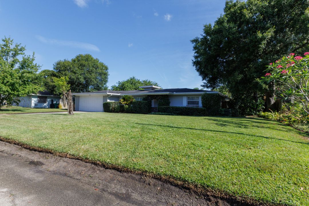 Active With Contract: $423,555 (4 beds, 2 baths, 2265 Square Feet)