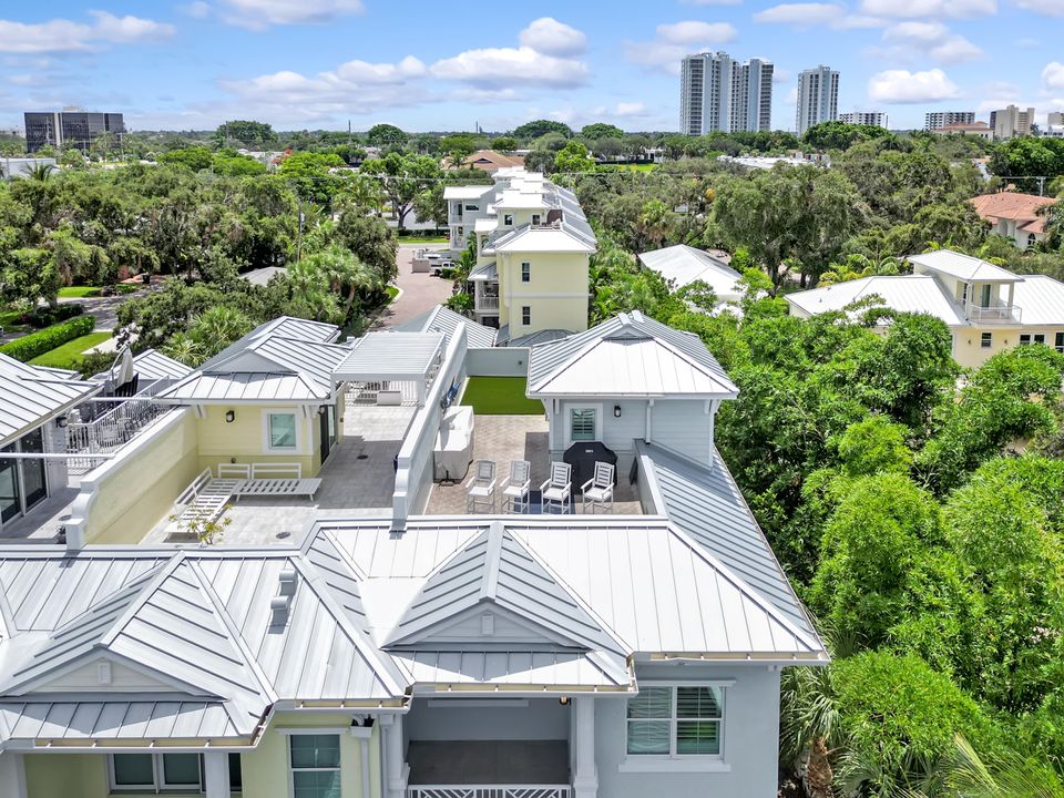 For Sale: $3,250,000 (3 beds, 4 baths, 4219 Square Feet)