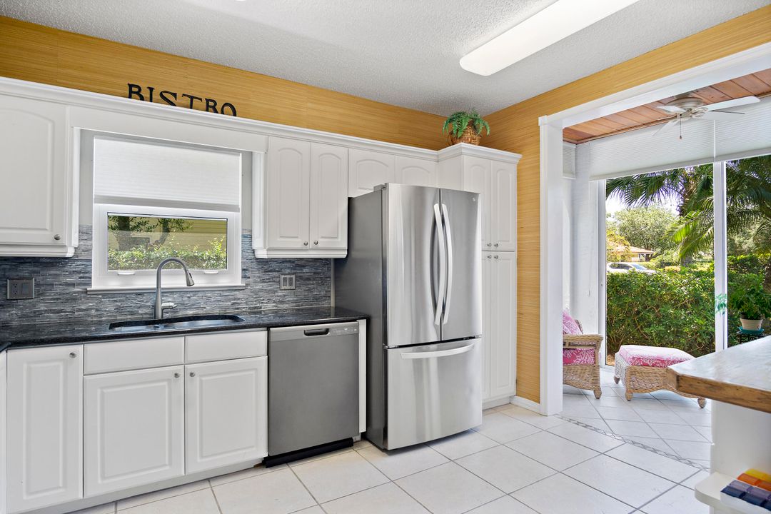 For Sale: $255,000 (3 beds, 2 baths, 1752 Square Feet)