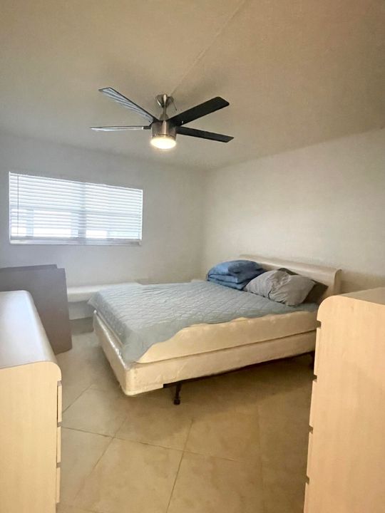 Active With Contract: $97,000 (2 beds, 2 baths, 880 Square Feet)